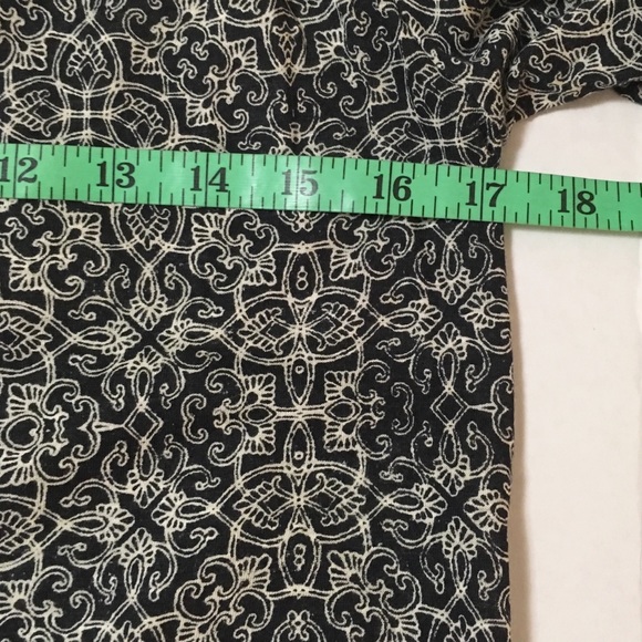 Lucky Brand XS Black White Silver Embroidered Top - Picture 6 of 7